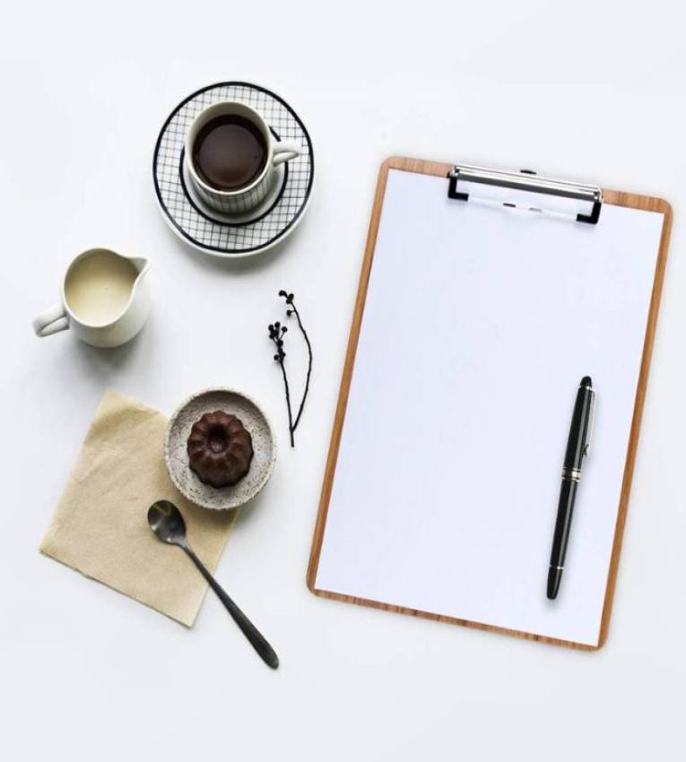 Bloc à Pince A4 en Bois – Support Robuste pour Prise de Notes et Organisation